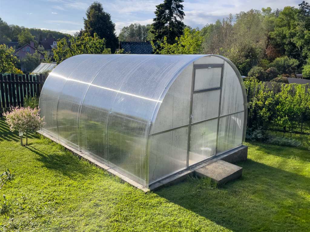 Polykarbonátový skleník LEGI OREGANO 8 x 3 m, 4 mm GA179973