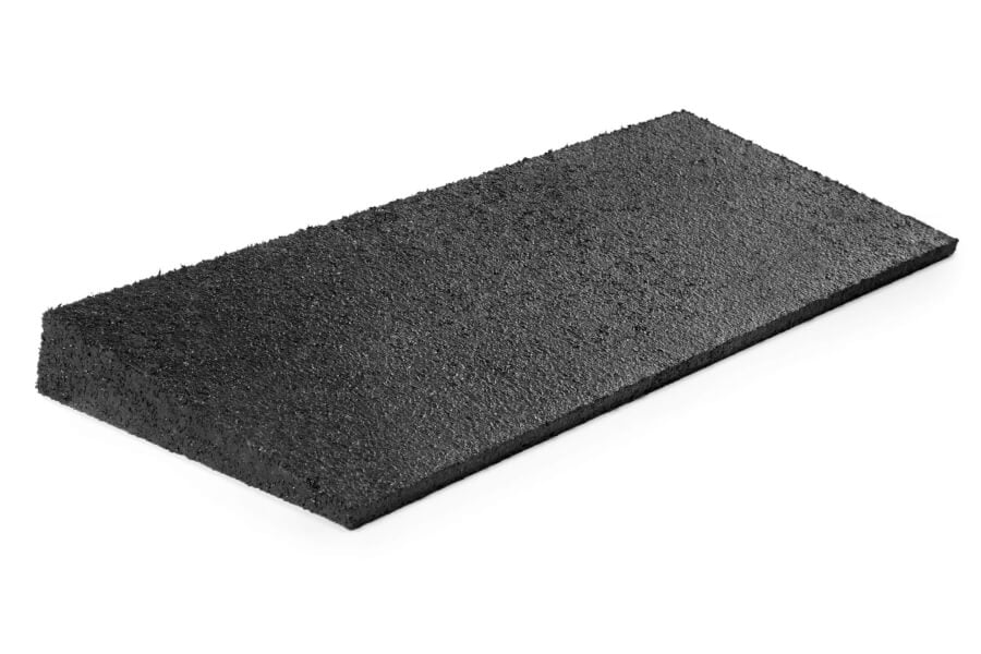 E-shop Gumový nájazd ASLON 50 x 20 cm, výška 4,3 cm, čierna